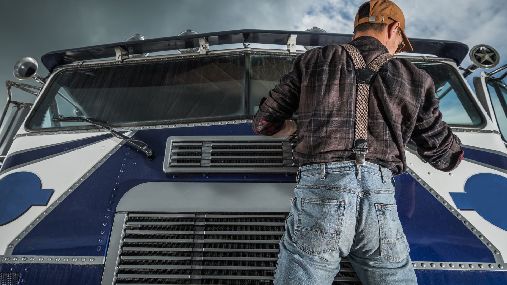 Windshield Repair for Trucks
